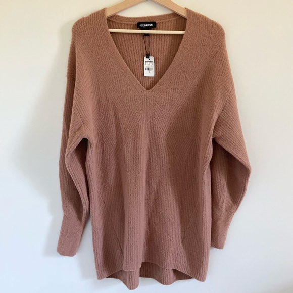 Express Cozy V-Neck Oversized Sweater size M - Picture 3 of 3